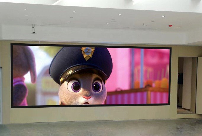 شاشات العرض LED الداخلية