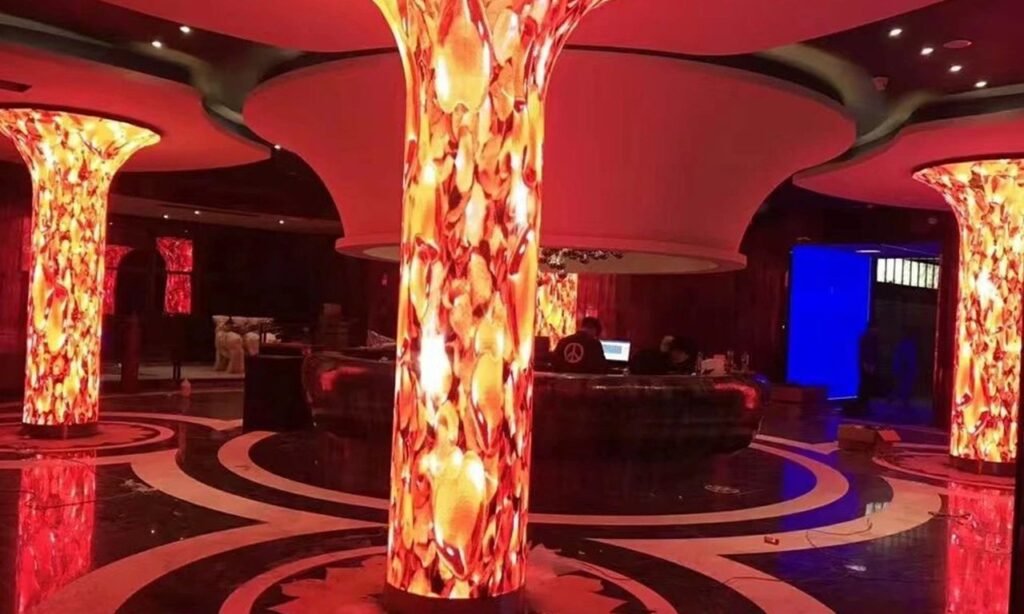 Flexibler LED-Bildschirm 18 Flexibler LED-Bildschirm 18