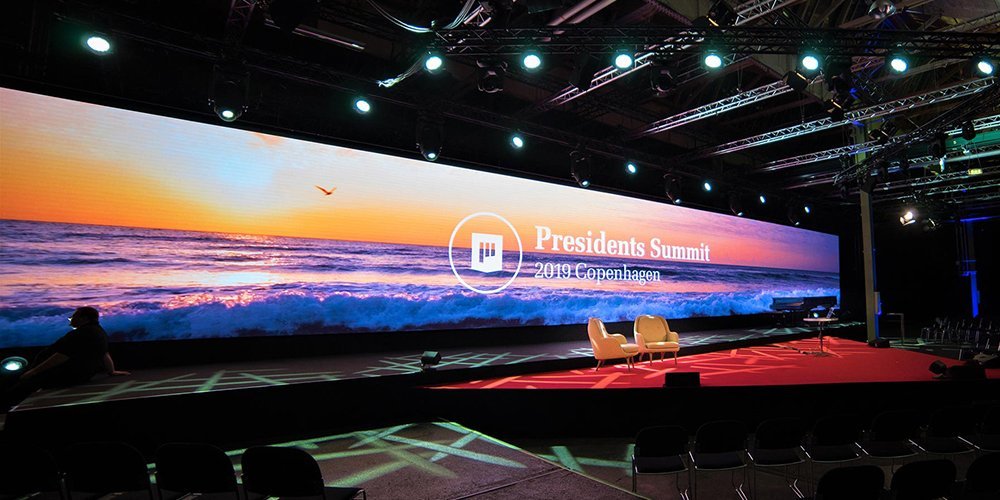 tela de LED gigante 6