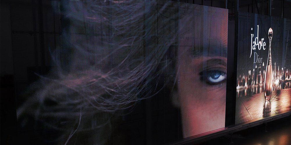 Transparent LED Wall